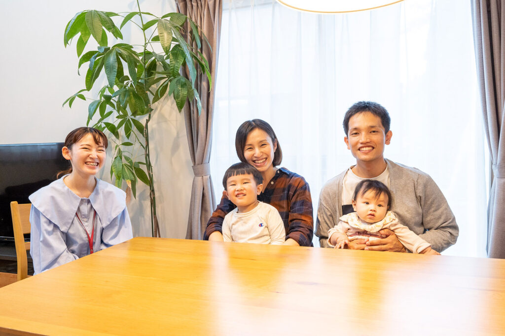 高性能だからできる!大きな吹抜でもいつも快適な家